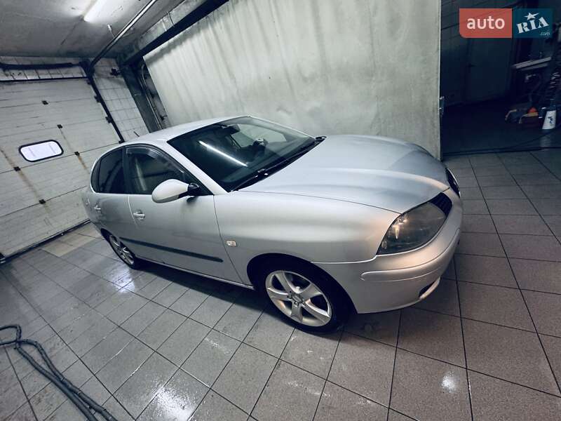 Седан SEAT Cordoba 2008 в Броварах