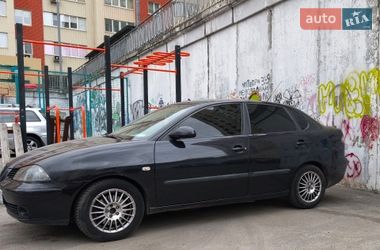 Седан SEAT Cordoba 2007 в Киеве