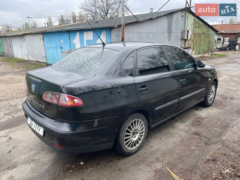 Седан SEAT Cordoba 2007 в Киеве