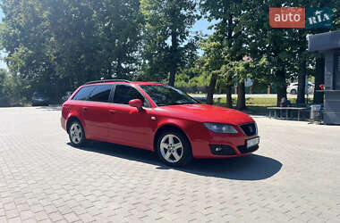 Универсал SEAT Exeo ST 2010 в 