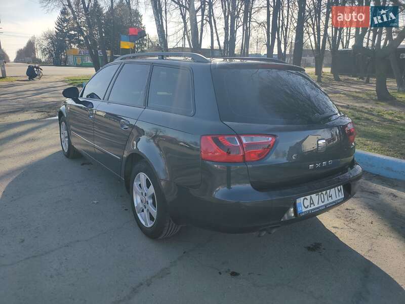 Седан SEAT Exeo 2011 в Умани