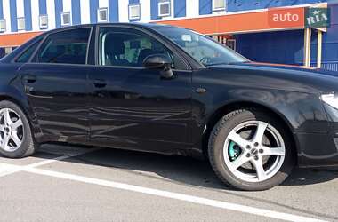 Седан SEAT Exeo 2009 в 
