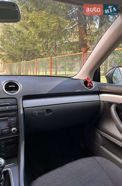 Универсал SEAT Exeo 2011 в 