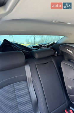Седан SEAT Exeo 2011 в 