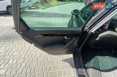 Седан SEAT Exeo 2010 в 