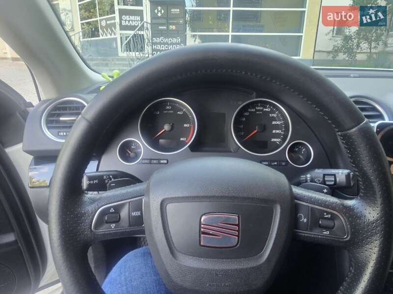 Универсал SEAT Exeo 2012 в Ровно фото 11 Универсал SEAT Exeo 2012 в Ровно