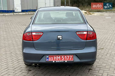 Седан SEAT Exeo 2009 в 