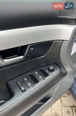 Седан SEAT Exeo 2009 в 