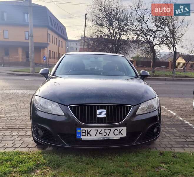 Седан SEAT Exeo 2011 в Луцке