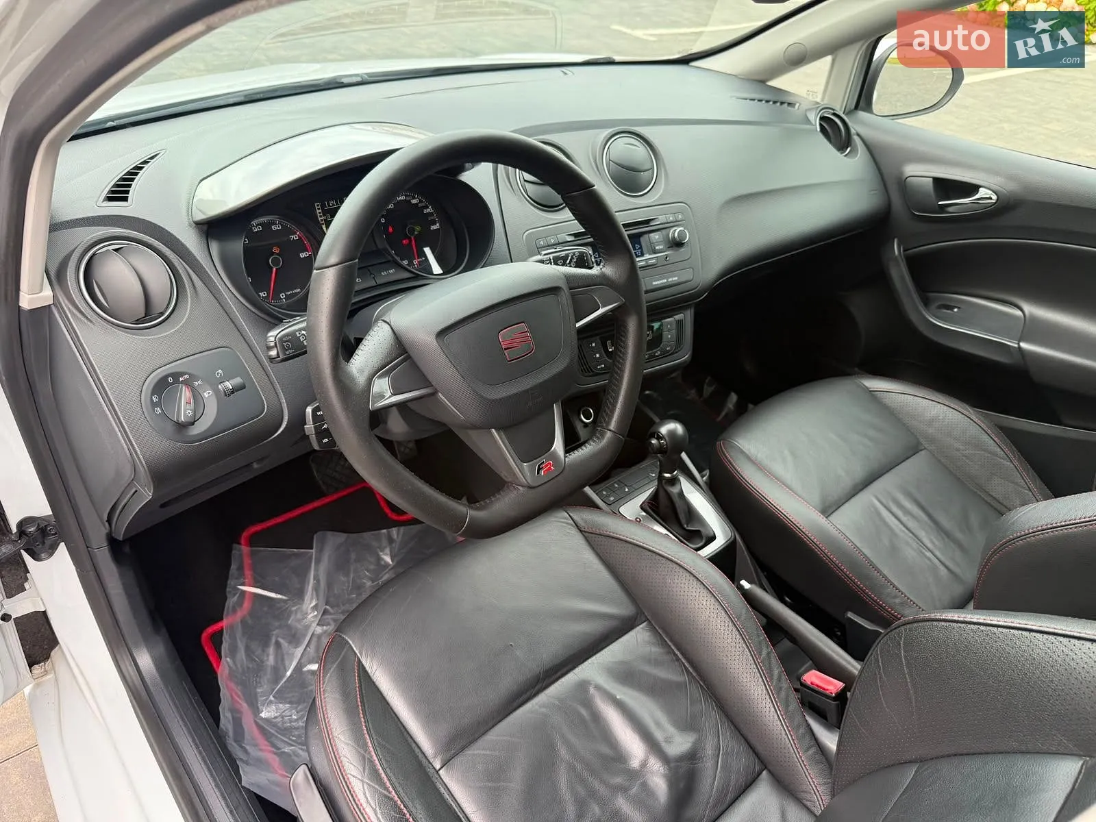 2014 SEAT Ibiza - мініатюра 17