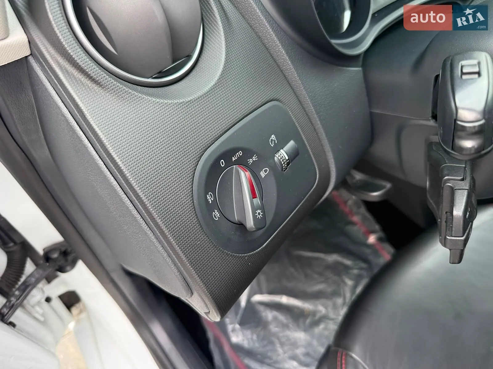 2014 SEAT Ibiza - мініатюра 24