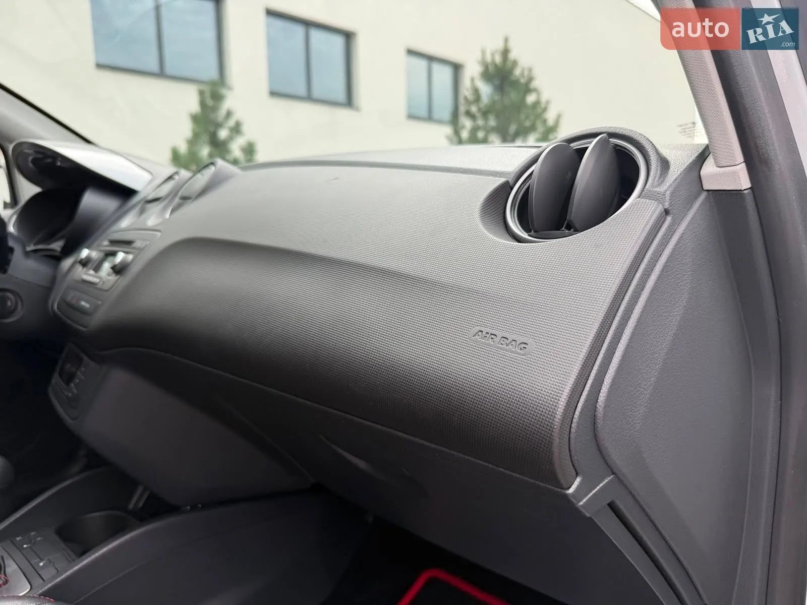 2014 SEAT Ibiza - мініатюра 27
