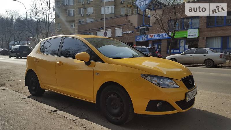 Хэтчбек SEAT Ibiza 2010 в Киеве