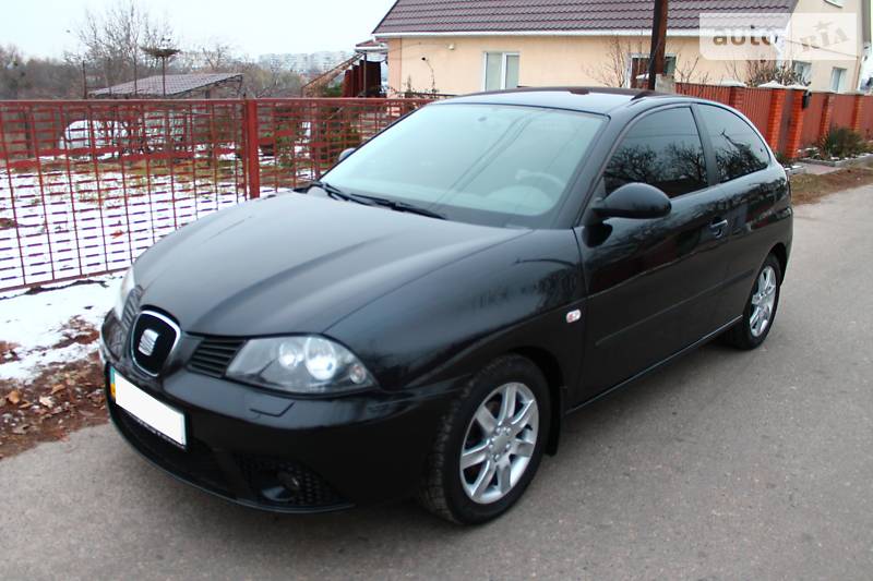 Хэтчбек SEAT Ibiza 2008 в 