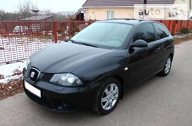 Хэтчбек SEAT Ibiza 2008 в 