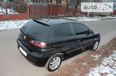 Хэтчбек SEAT Ibiza 2008 в 