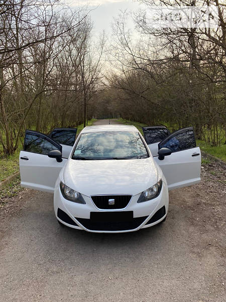 Хетчбек SEAT Ibiza 2011 в Запоріжжі фото 4 Хетчбек SEAT Ibiza 2011 в Запоріжжі