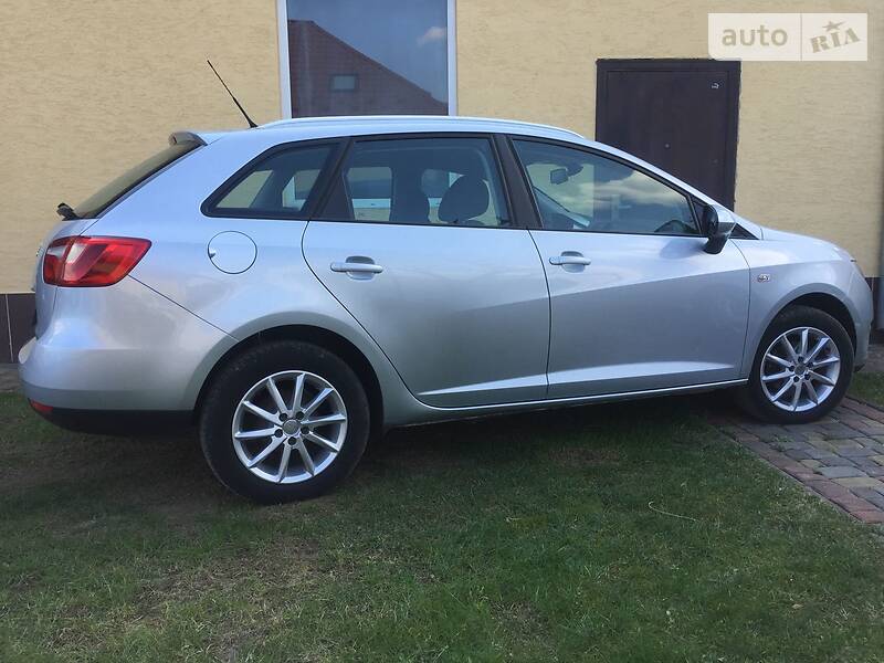 Хетчбек SEAT Ibiza 2011 в Стрию