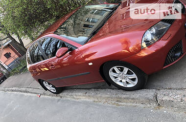 Хетчбек SEAT Ibiza 2007 в 
