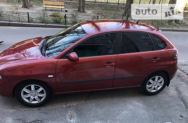 Хетчбек SEAT Ibiza 2007 в 