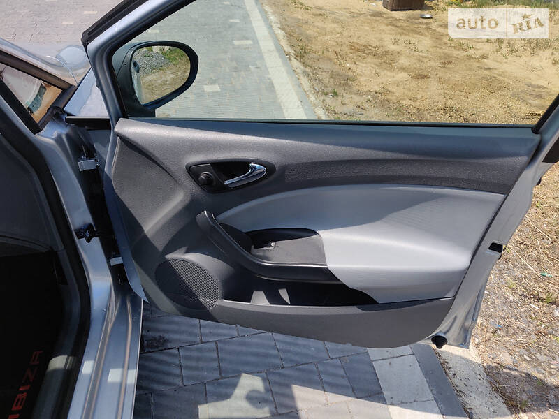 Хетчбек SEAT Ibiza 2008 в Львові