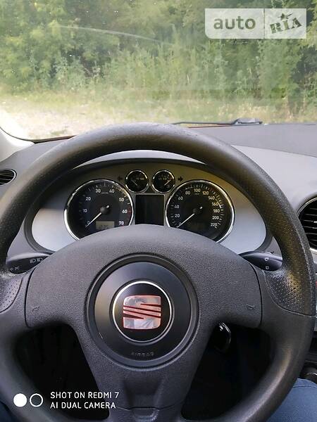 Хетчбек SEAT Ibiza 2006 в Києві фото 34 Хетчбек SEAT Ibiza 2006 в Києві