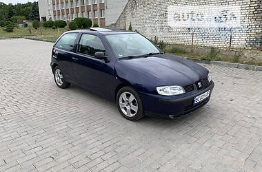 Хетчбек SEAT Ibiza 2001 в Львові
