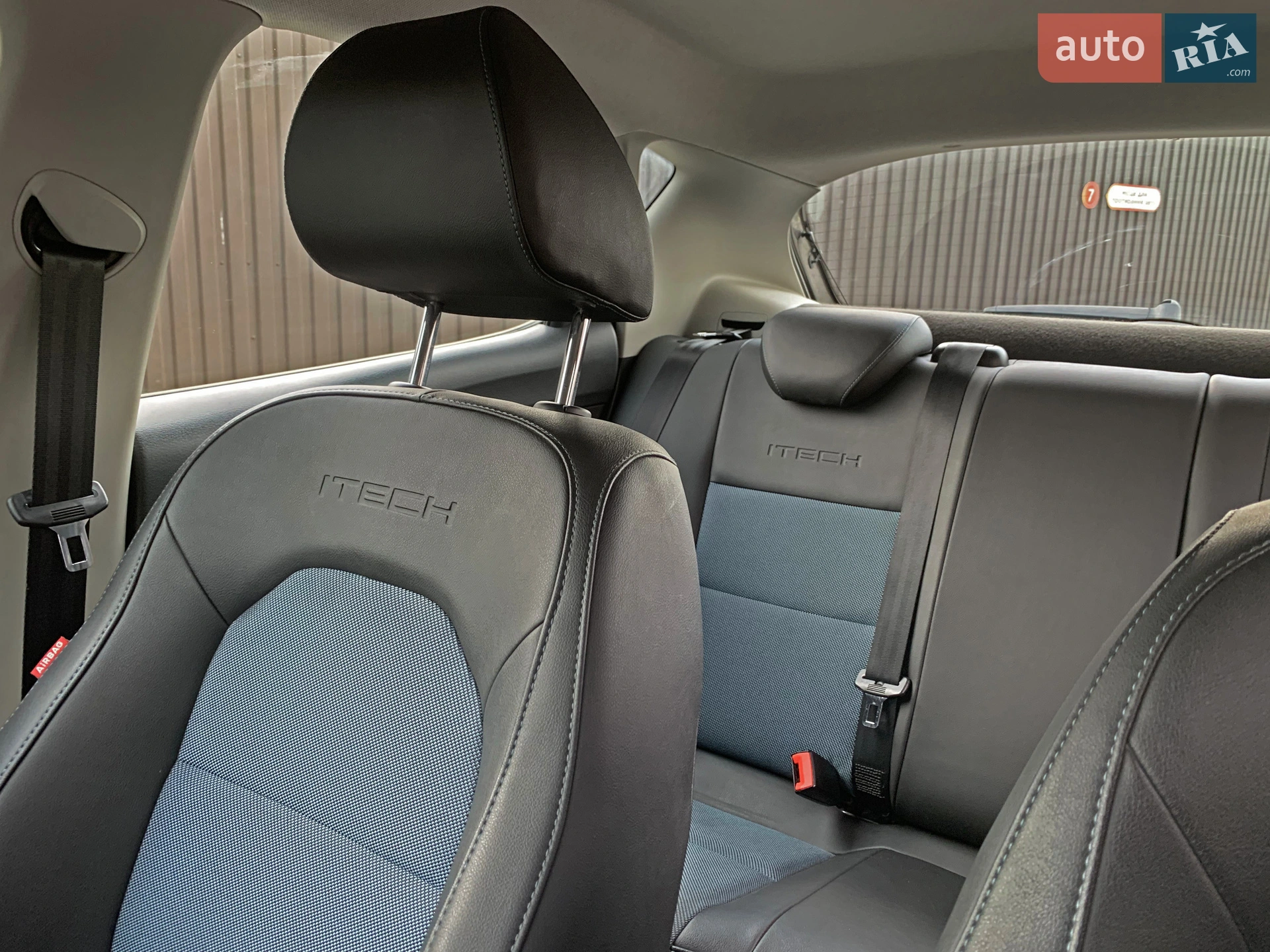 2015 SEAT Ibiza - мініатюра 8