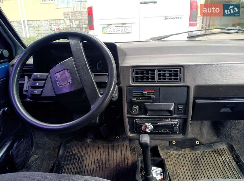 Хетчбек SEAT Ibiza 1988 в Черкасах