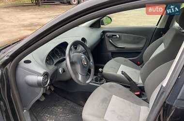 Седан SEAT Ibiza 2005 в Виннице