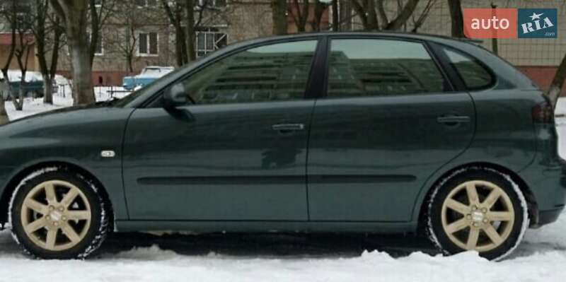Хэтчбек SEAT Ibiza 2003 в Харькове
