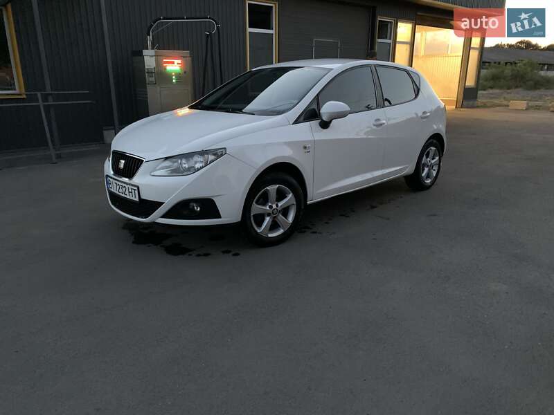 Хетчбек SEAT Ibiza 2011 в Оржиці