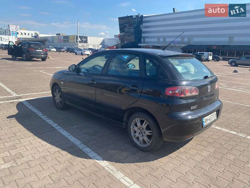 SEAT Ibiza 2003