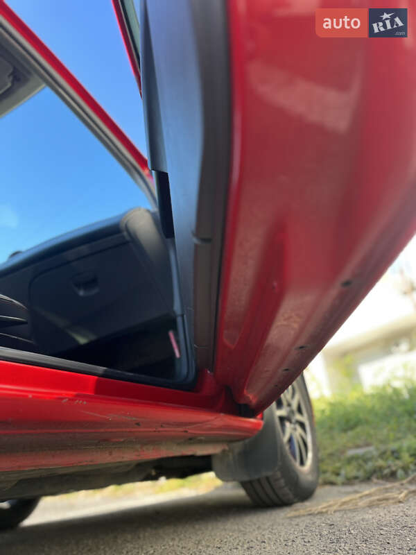 Хетчбек SEAT Ibiza 2010 в Дніпрі