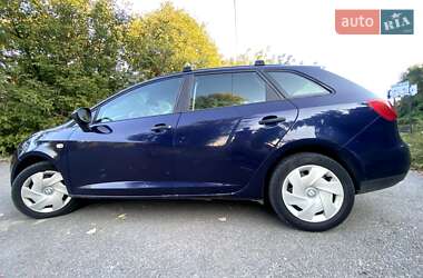 Хэтчбек SEAT Ibiza 2010 в 