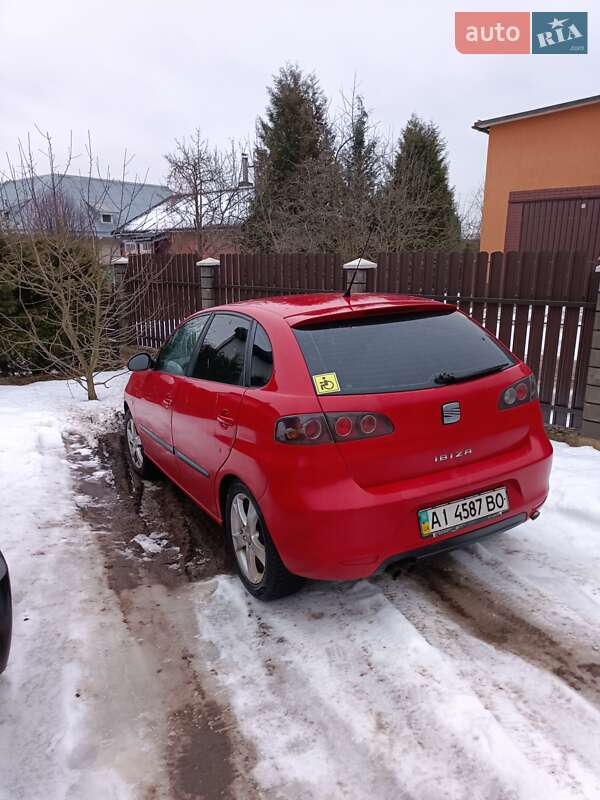 Хэтчбек SEAT Ibiza 2008 в Броварах