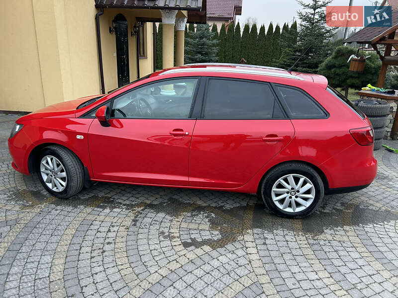 Хэтчбек SEAT Ibiza 2014 в Мостиске