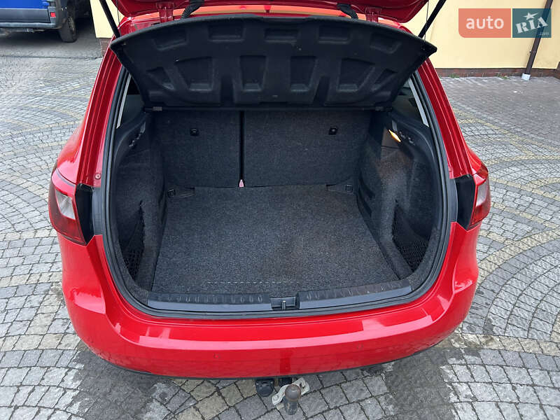 Хэтчбек SEAT Ibiza 2014 в Мостиске