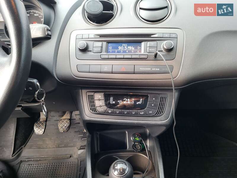 Універсал SEAT Ibiza 2013 в Дніпрі