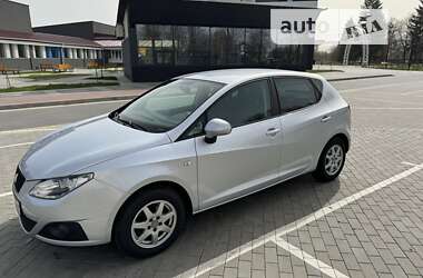 Хэтчбек SEAT Ibiza 2010 в Луцке