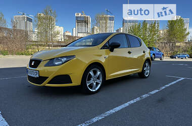 Хетчбек SEAT Ibiza 2010 в Києві