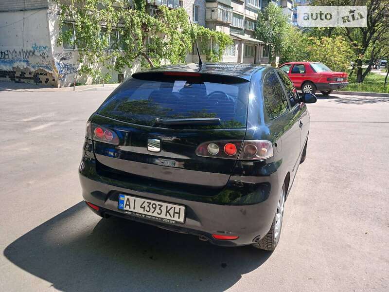 Хетчбек SEAT Ibiza 2006 в Броварах