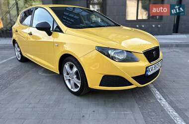 Хетчбек SEAT Ibiza 2010 в Прилуках