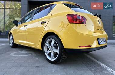 Хэтчбек SEAT Ibiza 2010 в Прилуках