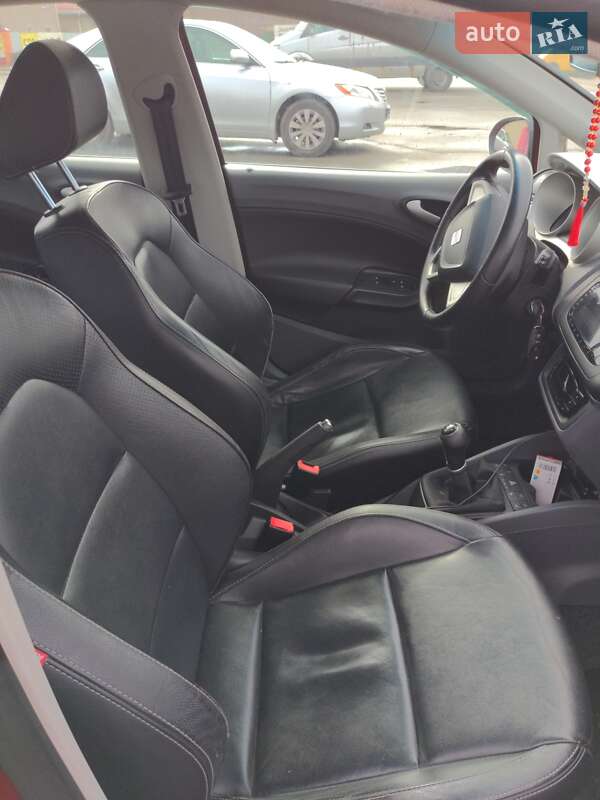 Хетчбек SEAT Ibiza 2011 в Києві