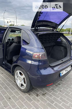 Хэтчбек SEAT Ibiza 2007 в Киеве