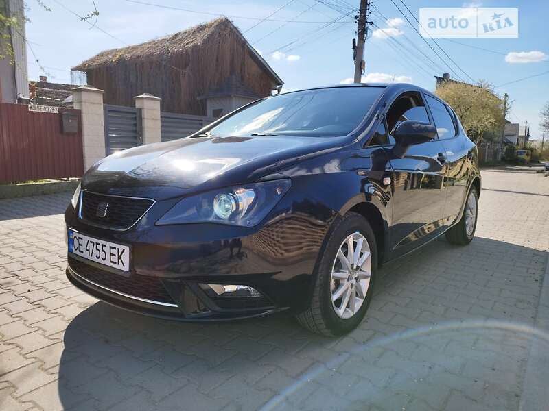 Хетчбек SEAT Ibiza 2014 в Чернівцях