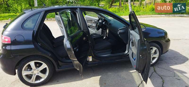 Хэтчбек SEAT Ibiza 2008 в Тальном