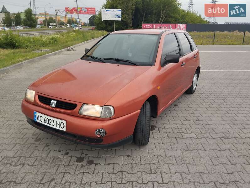 Хетчбек SEAT Ibiza 1997 в Луцьку