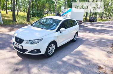 Хетчбек SEAT Ibiza 2011 в Охтирці